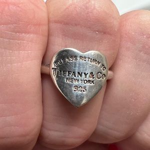 Tiffany & Co. 925 Heart Signet Ring
